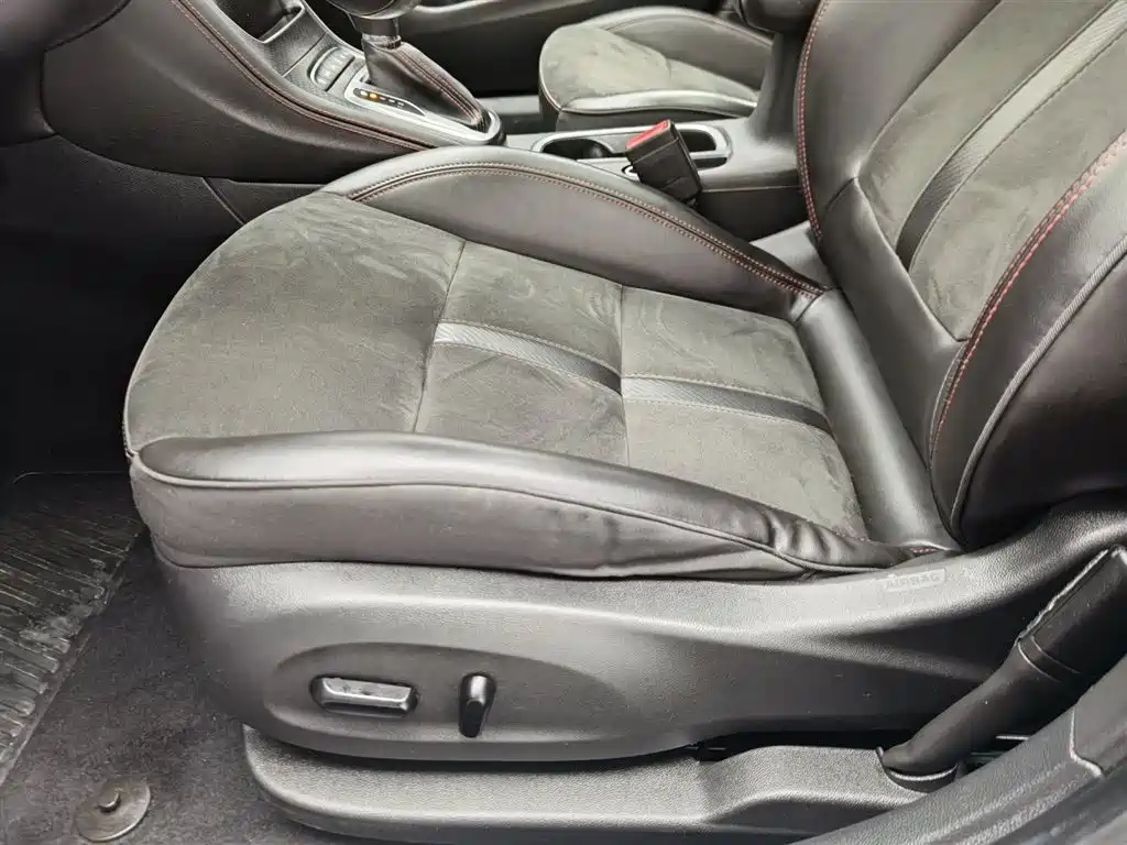 Buick Verano 2016 Hatchback GS 20T DCT Passion Sport фото 20