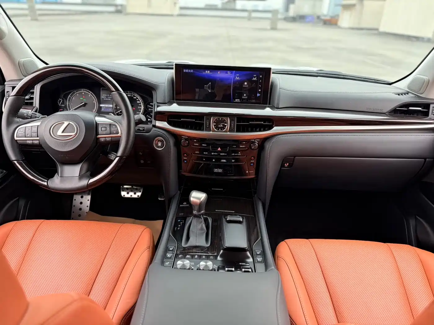 Lexus LX 2017 570 Prestige Luxury фото 6
