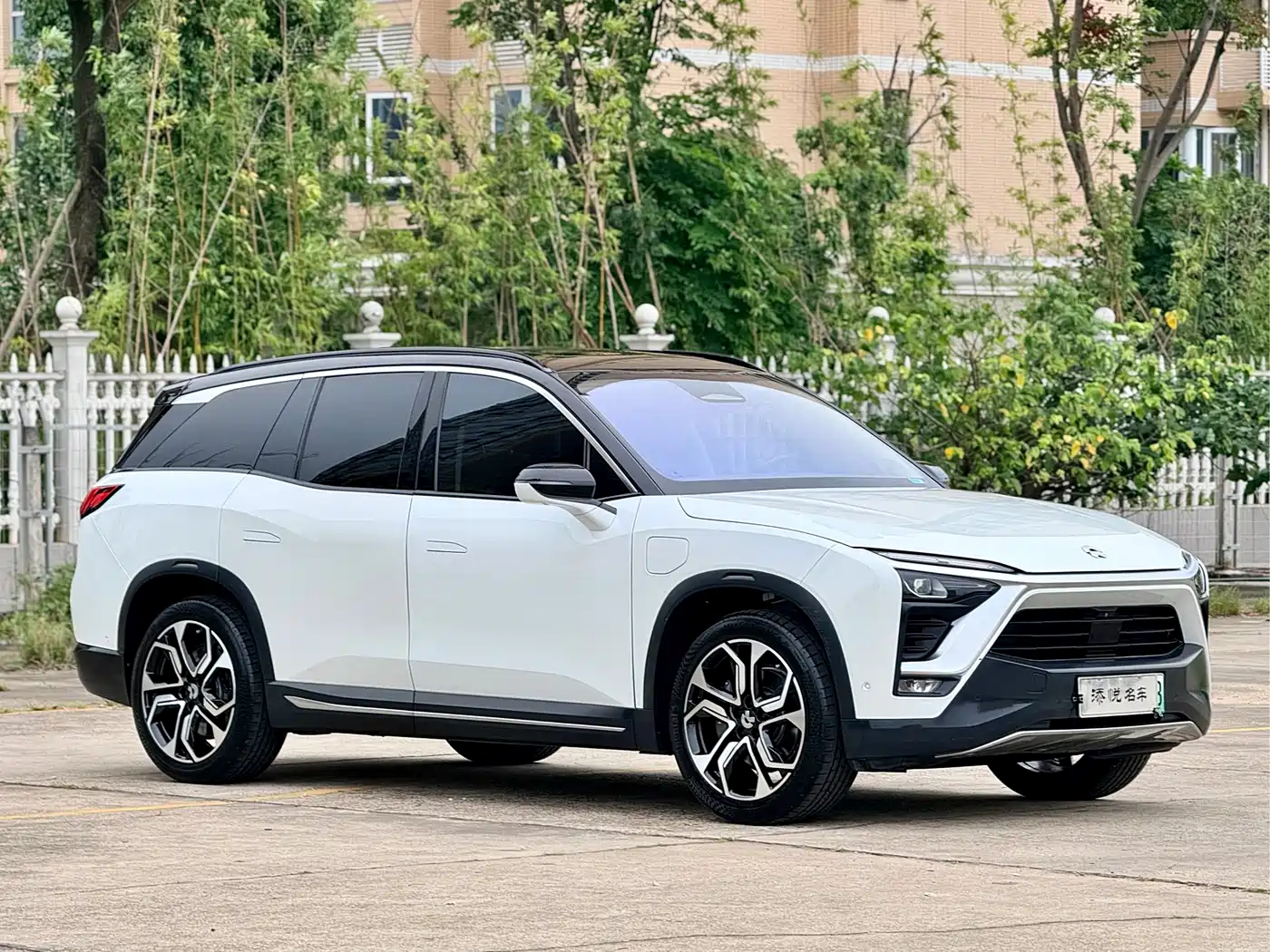 NIO ES8 2018 2018 Founder Edition