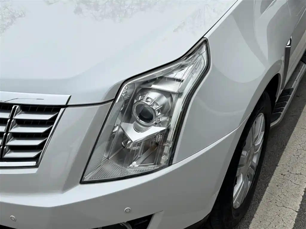 Cadillac SRX 2015 3.0L Comfort фото 25