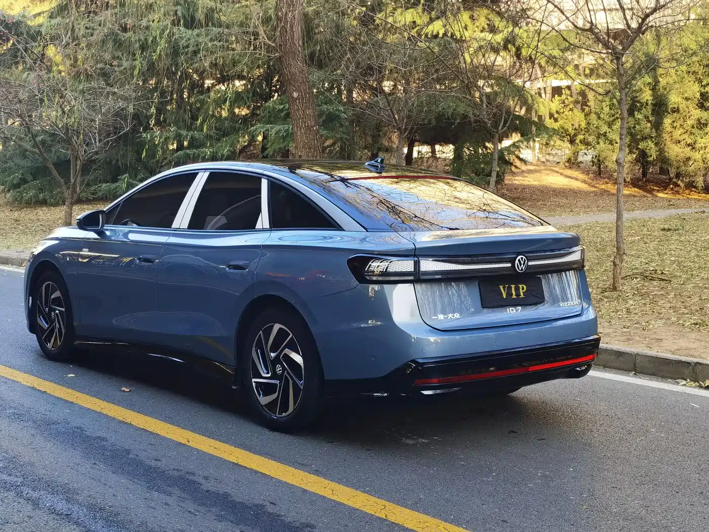 VOLKSWAGEN ID.7 VIZZION