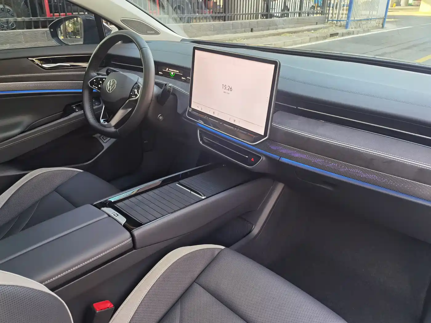 VOLKSWAGEN ID.7 VIZZION