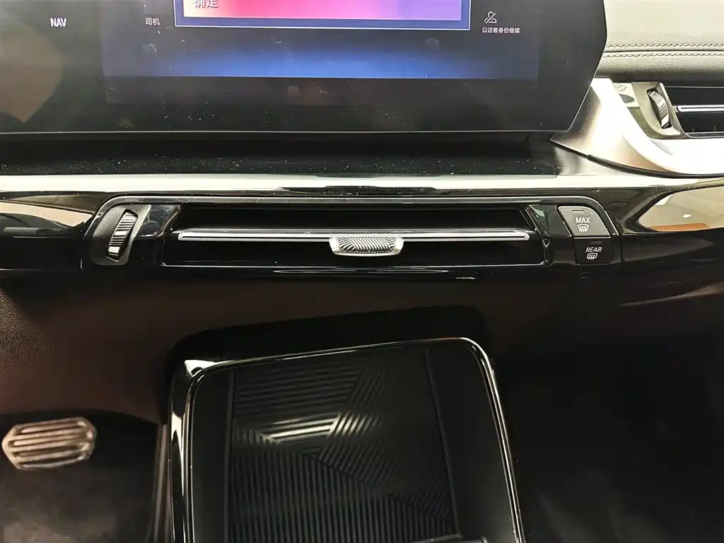 BMW X1 2023 sDrive20Li X Design Package фото 15