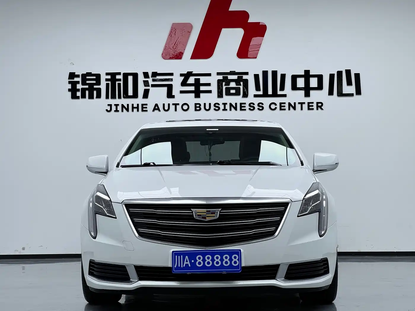 Cadillac XTS 2018 28T Technology фото 3