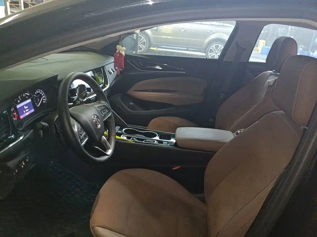 Фото 8 - Buick Regal