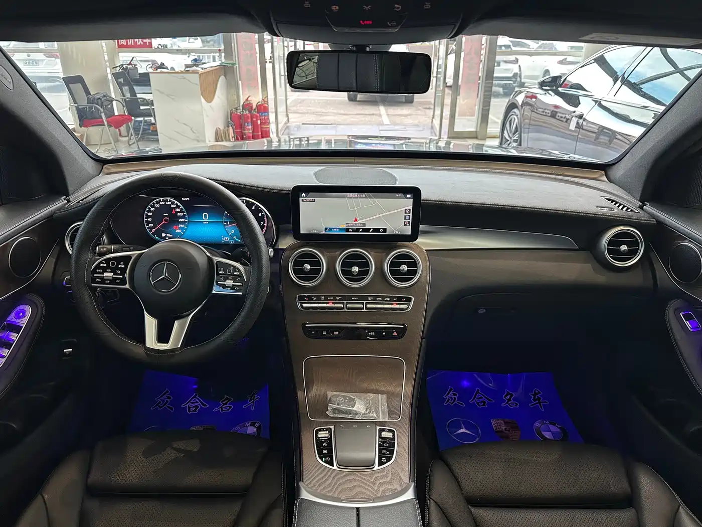 Mercedes-Benz GLC 2020 Facelift GLC 260 L 4MATIC Luxury фото 10