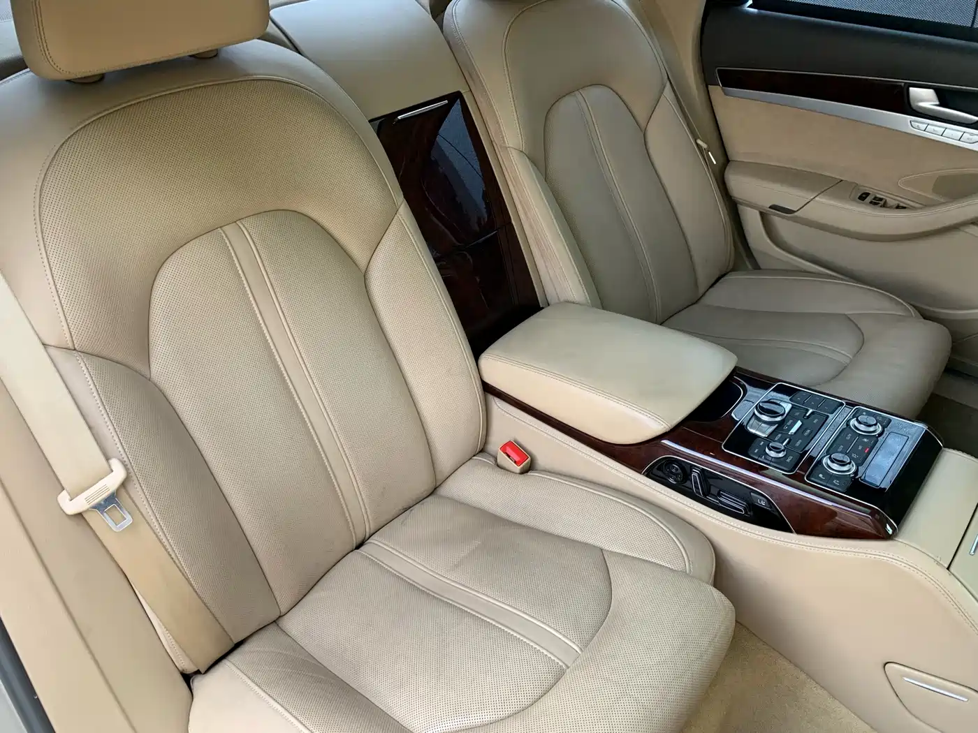 Audi A8 2013 A8L 50 TFSI quattro Luxury фото 29