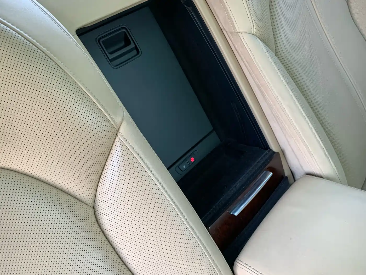Audi A8 2013 A8L 50 TFSI quattro Luxury фото 32