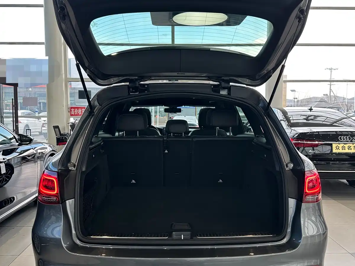 Mercedes-Benz GLC 2020 Facelift GLC 260 L 4MATIC Luxury фото 19