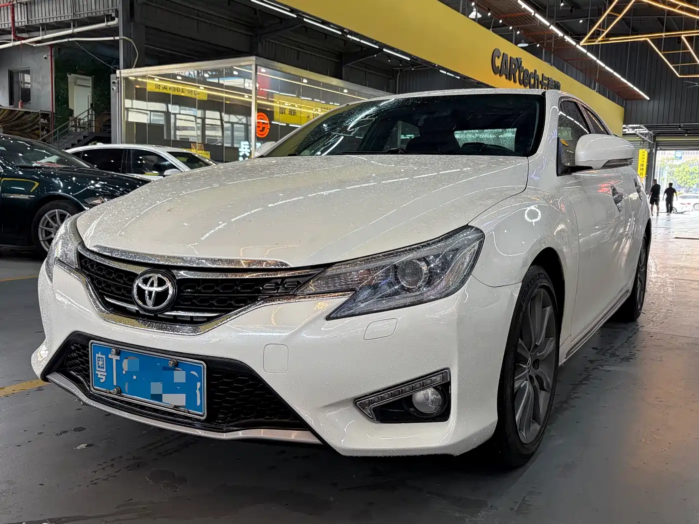 Toyota Reiz 2016 2013 2.5V Premium Edition