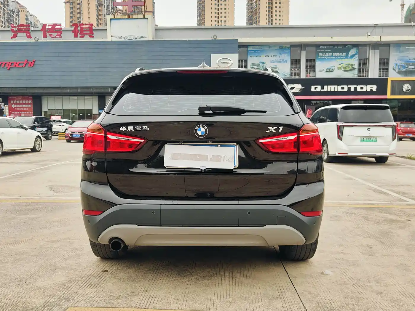 BMW X1 2016 sDrive18Li Premium Model фото 6
