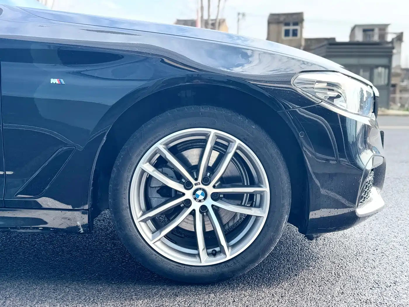 BMW 5 Series 2018 525Li M Sport Package фото 16