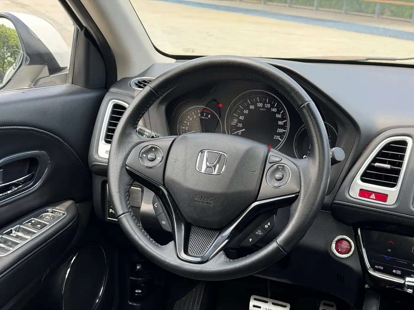 صورة 10 - Honda Vezel