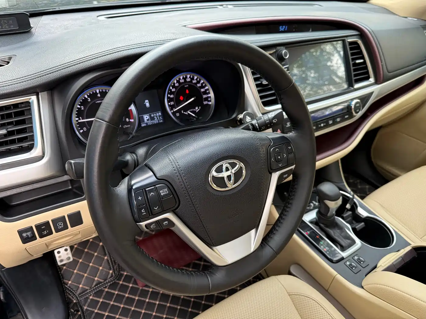 Toyota Highlander 2017 2.0T 4WD Premium 7-Seater фото 13