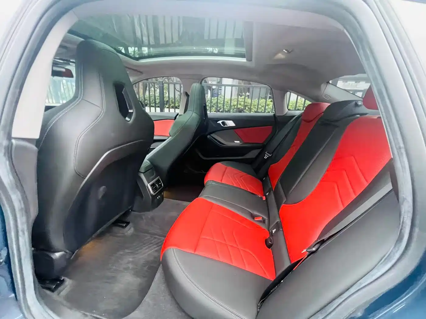 BMW 2 Series 2025 225L M Sport Moonlight Package фото 9