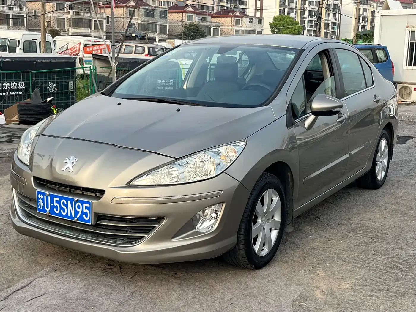 Peugeot 408 2013 1.6L Automatic Comfort Edition