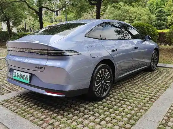 Nissan N6 2025 2025 Mid Configuration