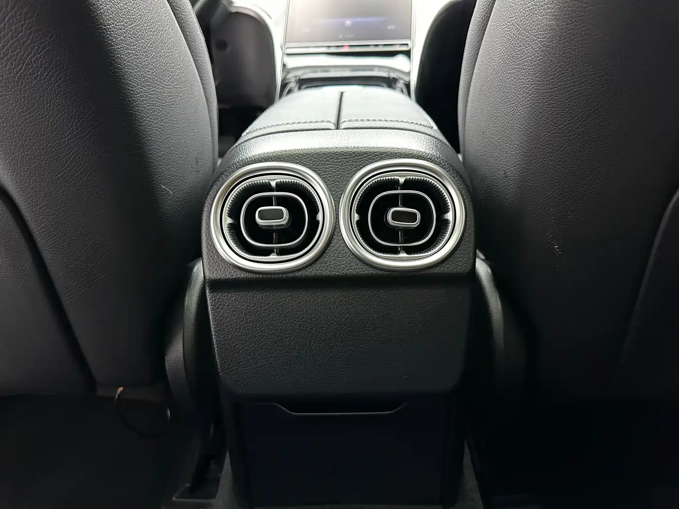 Mercedes-Benz C-Class 2024 Facelift III C 260 L фото 18