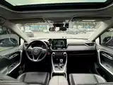 Фото 7 - Toyota Wildlander