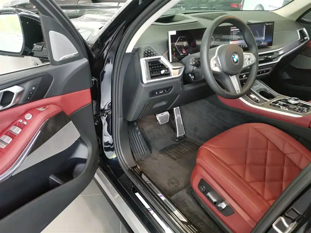 BMW X5 2023 xDrive 30Li Premium M Sport Package фото 12