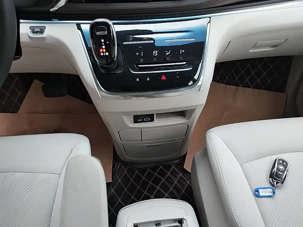 Buick GL8 2023 Model Land Business Class Smart фото 14