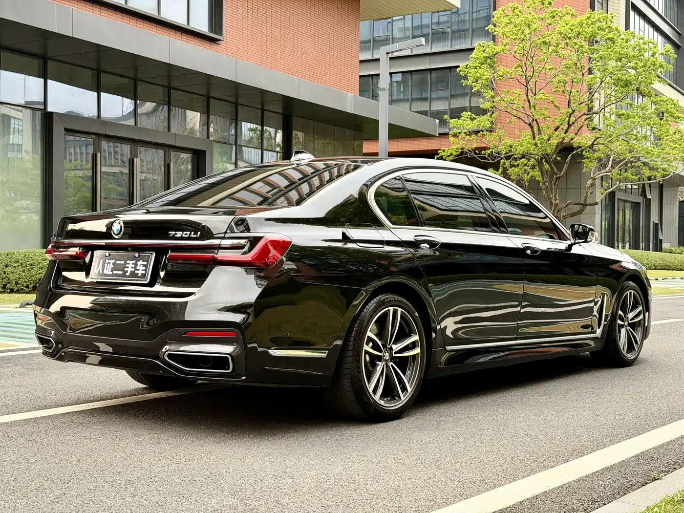 BMW 7 Series 2019 Facelift 730Li M Sport Package фото 14