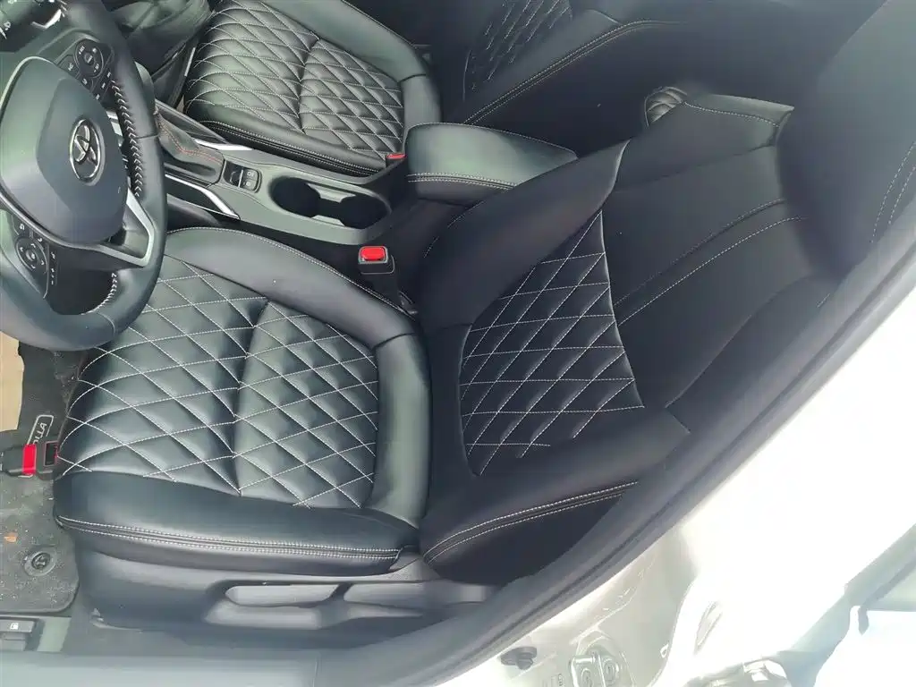 Toyota Corolla 2021 1.2T S-CVT Elite PLUS Edition фото 8