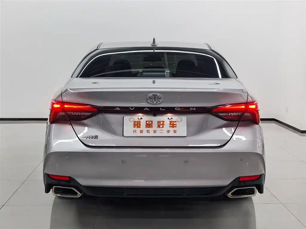 صورة 5 - Toyota Avalon