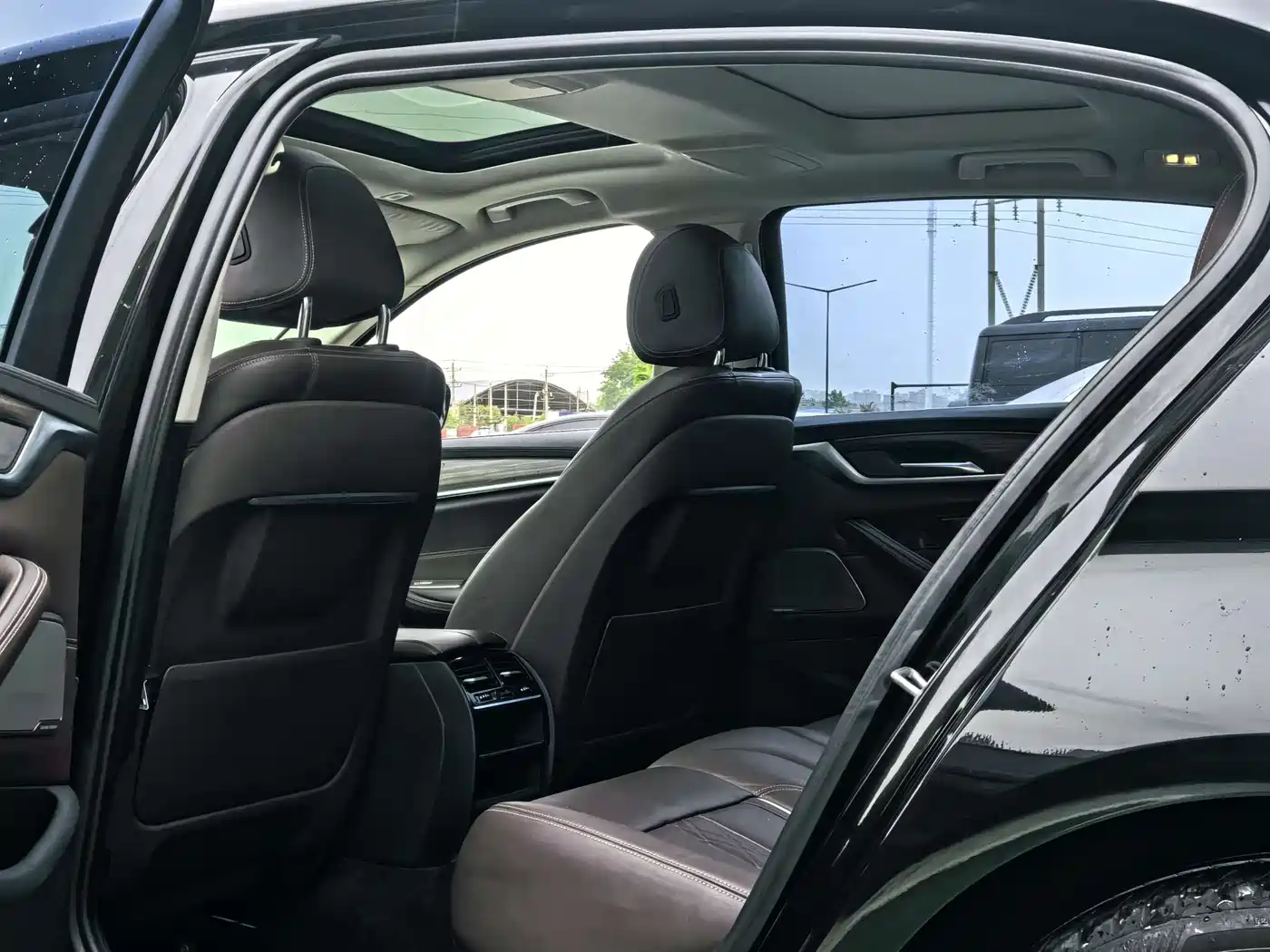 BMW 5 Series 2019 530Li Leading Luxury Package фото 4