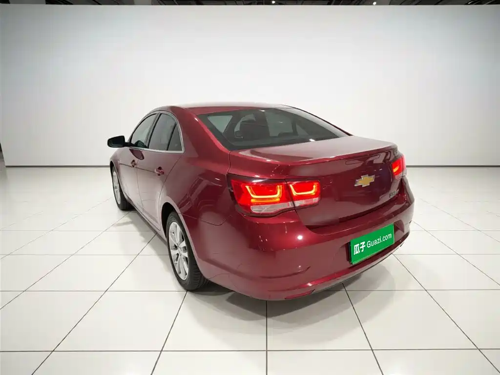 Chevrolet Malibu 2018 530T Automatic Luxury Edition фото 5