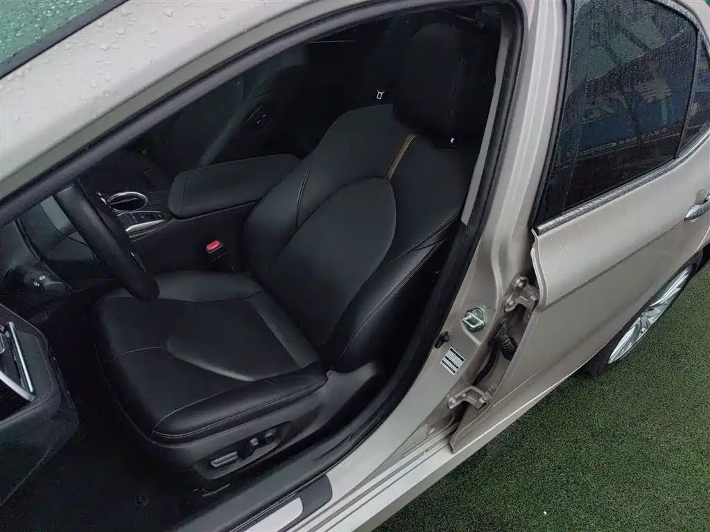 Toyota Camry 2019 2.5G Luxury Edition China VI фото 11