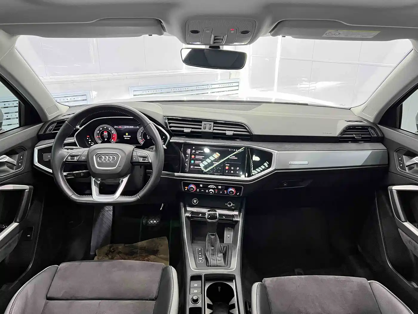 Audi Q3 2022 35 TFSI Fashion Dynamic фото 15