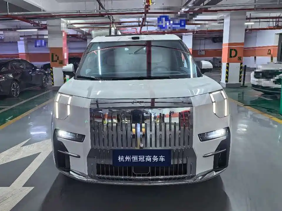 ZEEKR 009 2025 2024 6-seat Executive AWD 108kWh