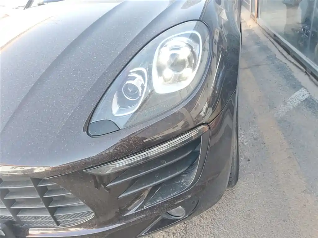 Porsche Macan 2017 Macan 2.0T фото 24