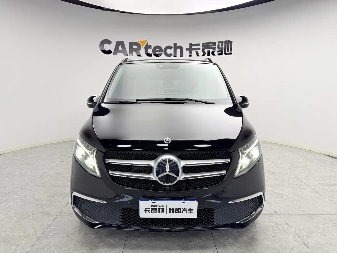 Mercedes-Benz V-Class 2022 V 260 Prestige Edition фото 2