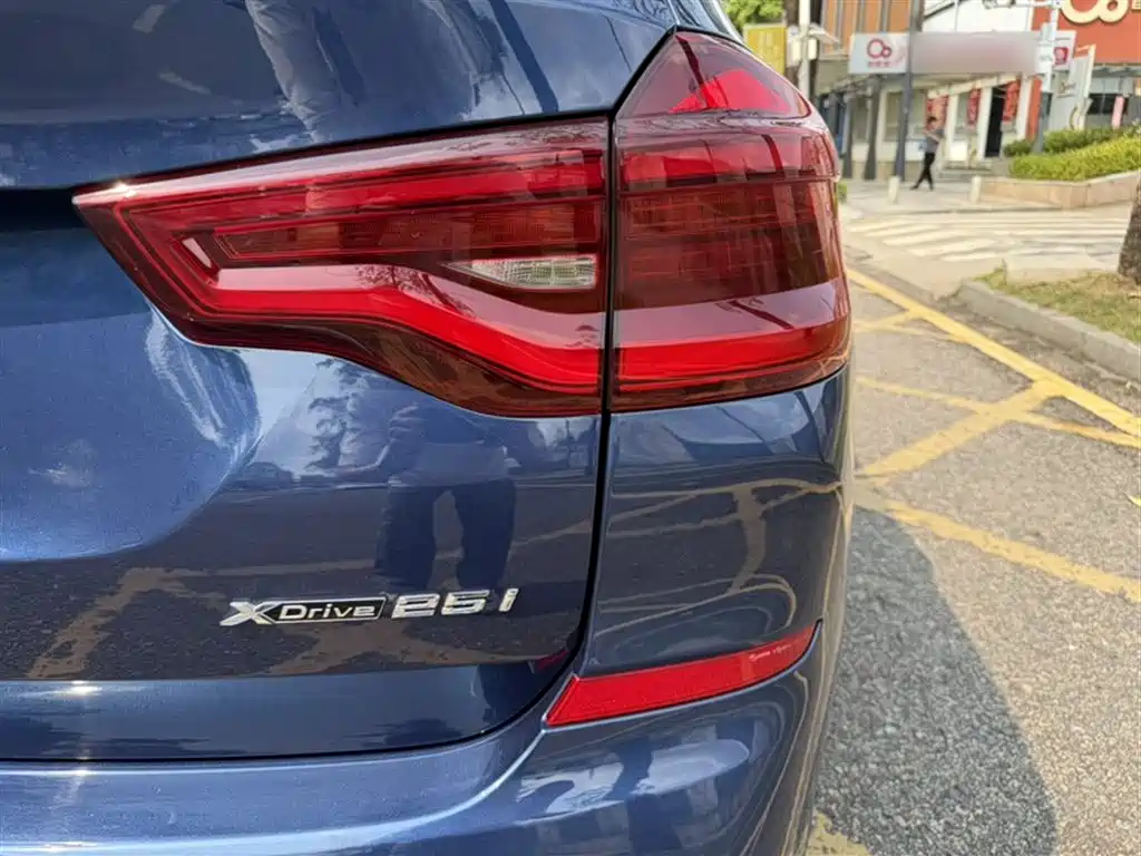 BMW X3 2018 xDrive25i M Sport Package China VI фото 22