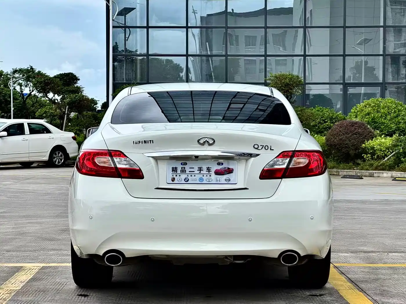 Infiniti Q70 2015 2013 Q70L 2.5L Premium