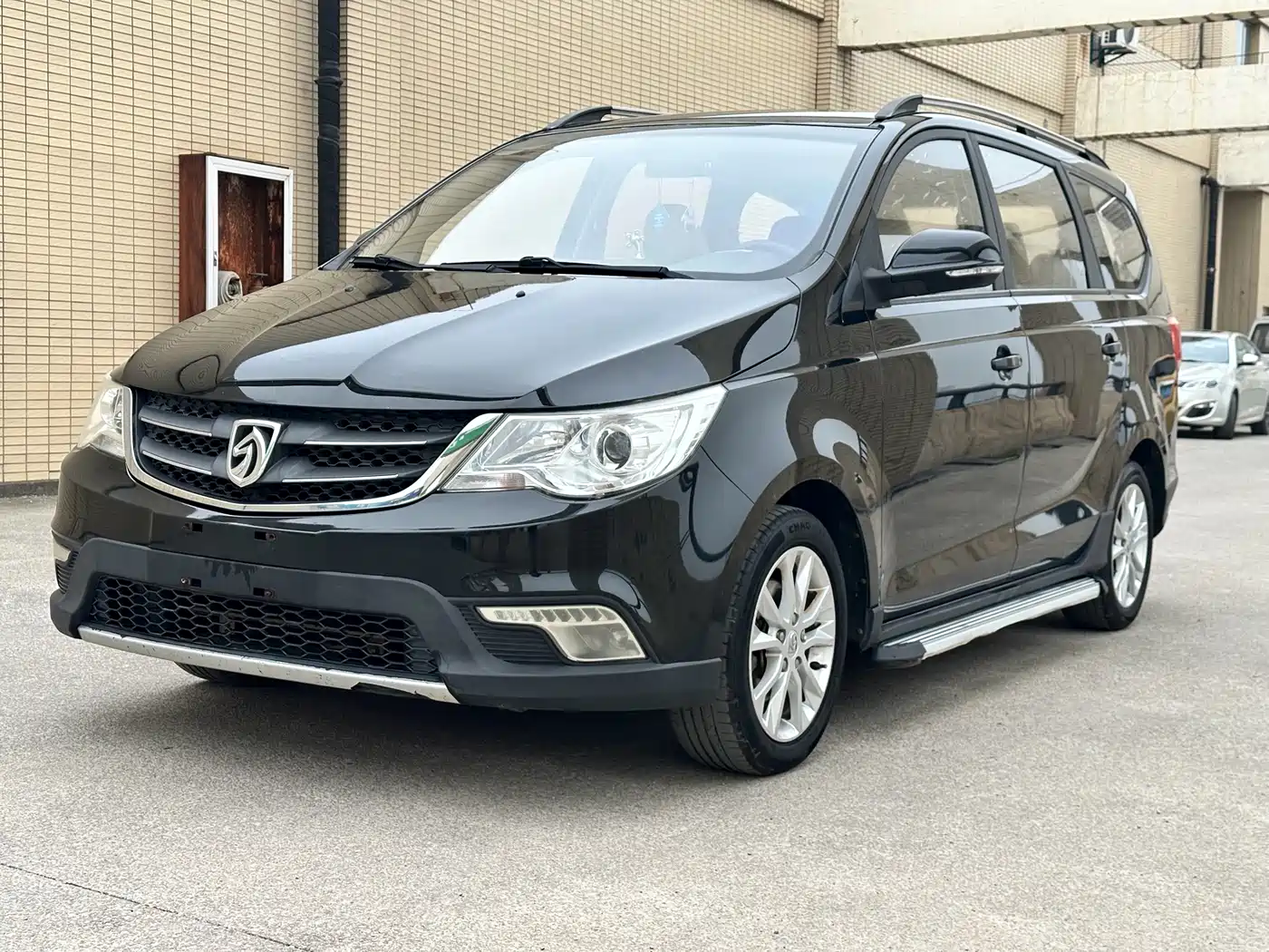 BAOJUN 730