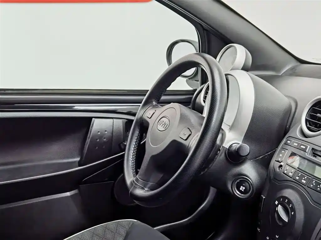 BYD F0 2015 1.0L AMT Xuan Cool Edition фото 22