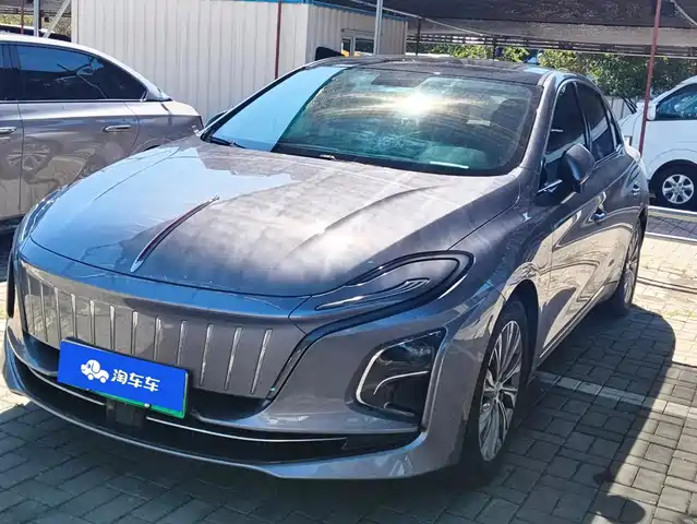 Hongqi E-QM5 610km PLUS