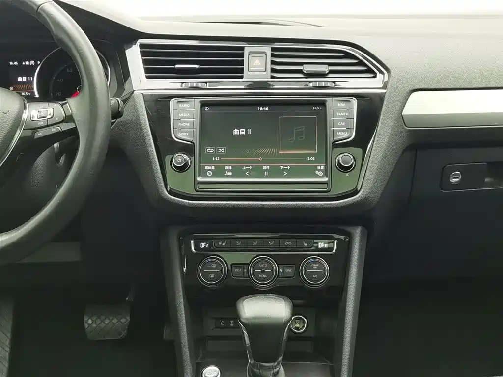 Volkswagen Tiguan L 2018 Facelift 330TSI Automatic 2WD Flagship Edition фото 12