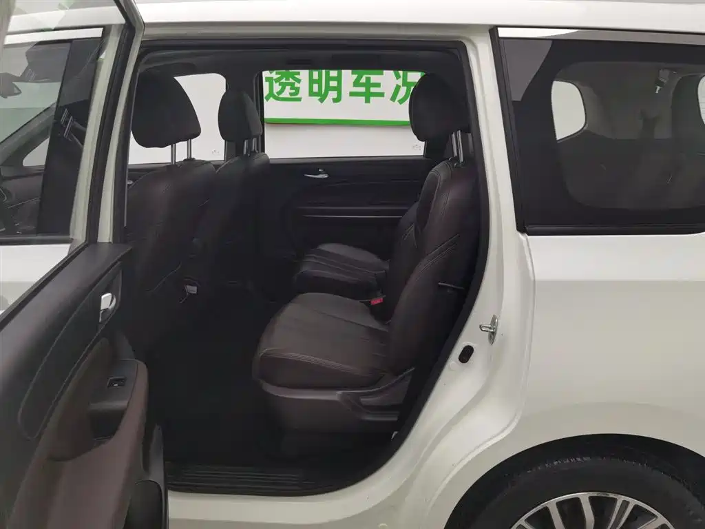 GAC Trumpchi Trumpchi M6 2019 270T Automatic Premium Edition (7-Seater) China V фото 15
