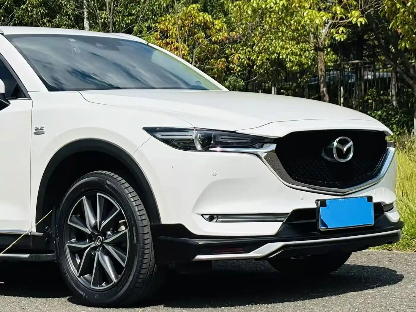 Photo 4 - Mazda CX-5