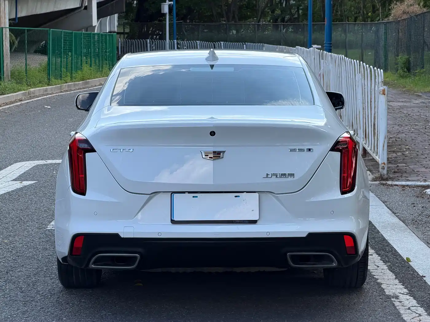 Cadillac CT4 2023 2022 28T Luxury Model