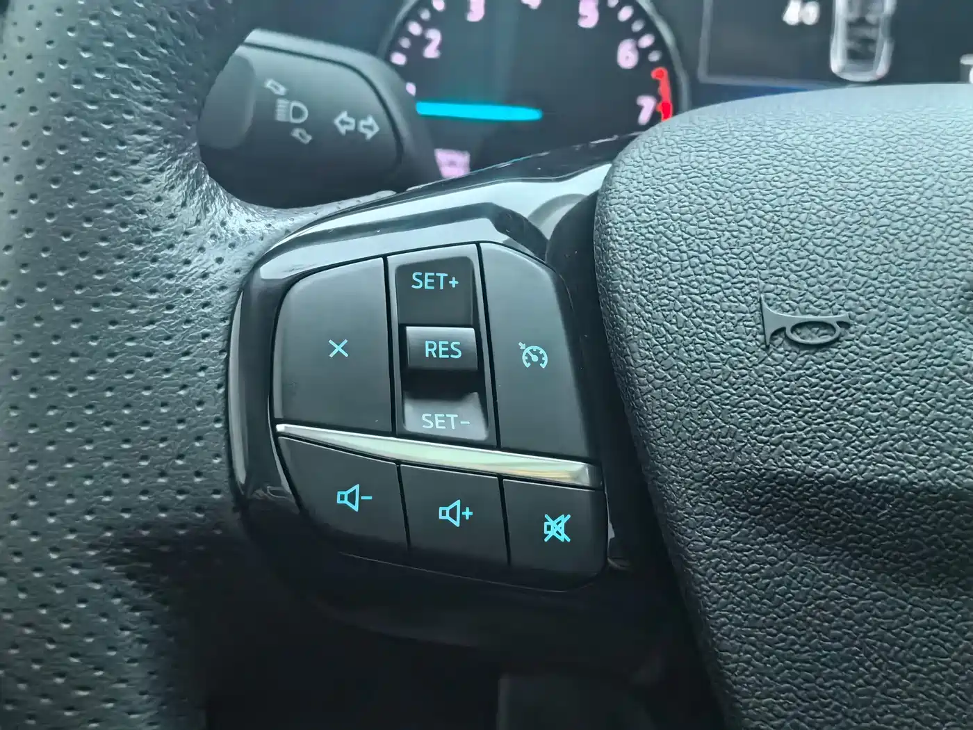 Ford Escape 2022 2020 EcoBoost 245 4WD Premium Edition