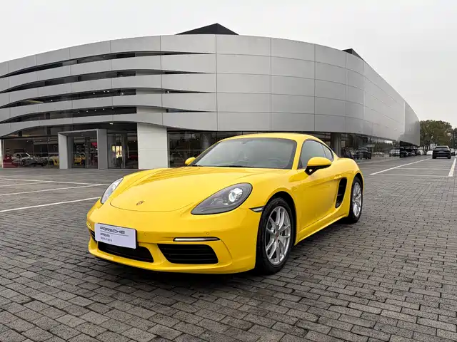 PORSCHE 718