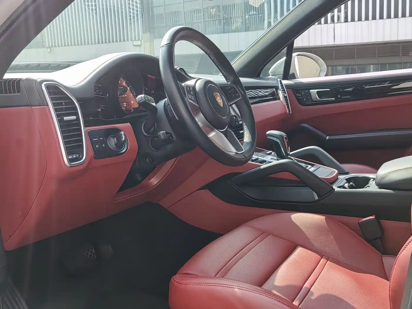 Porsche Cayenne New Energy 2021 Cayenne E-Hybrid 2.0T фото 9
