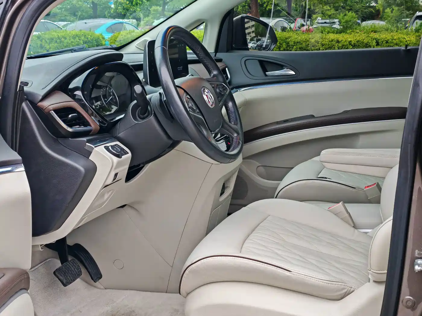 Buick GL8, миниатюра 5