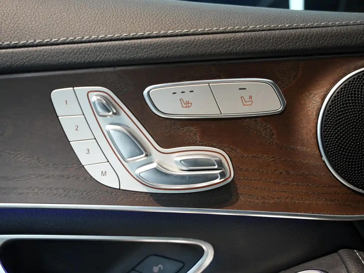 Mercedes-Benz GLC 2021 GLC 260 L 4MATIC Luxury фото 10