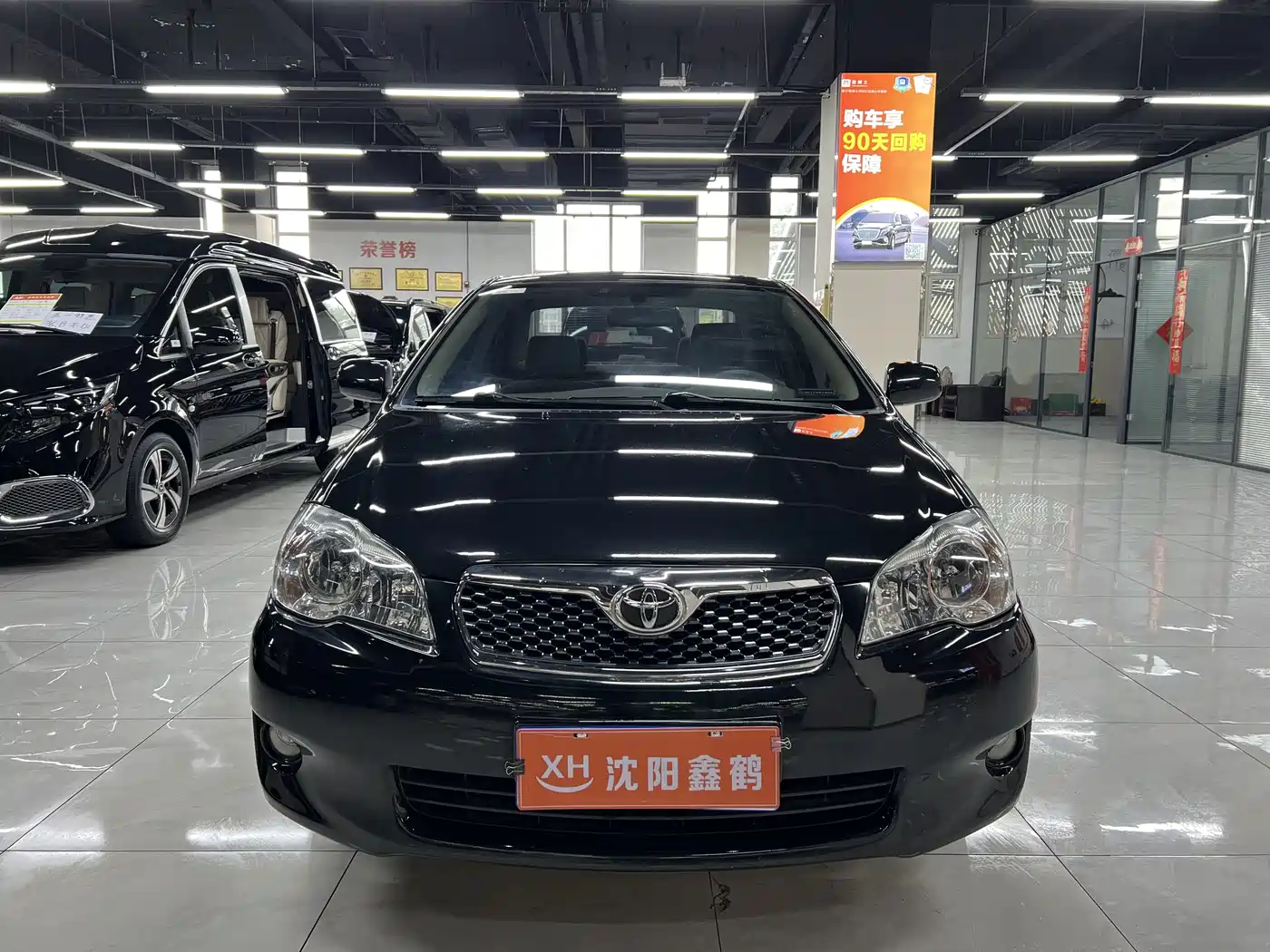 Toyota Corolla 2011 1.6L Automatic Luxury Edition фото 2